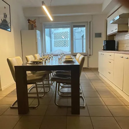 Apartment Huswell - Lovely Retreat For 4