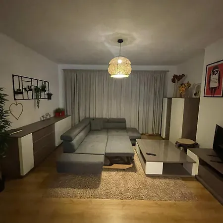Apartment Huswell - Lovely Retreat For 4