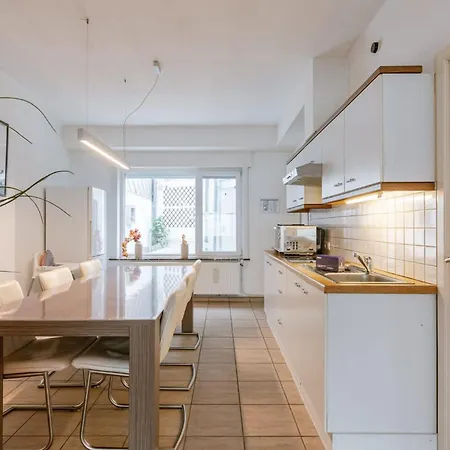 Huswell - Lovely Retreat For 4 Apartment *
