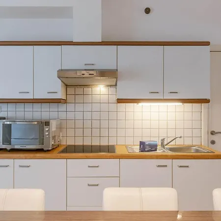 Apartment Huswell - Lovely Retreat For 4
